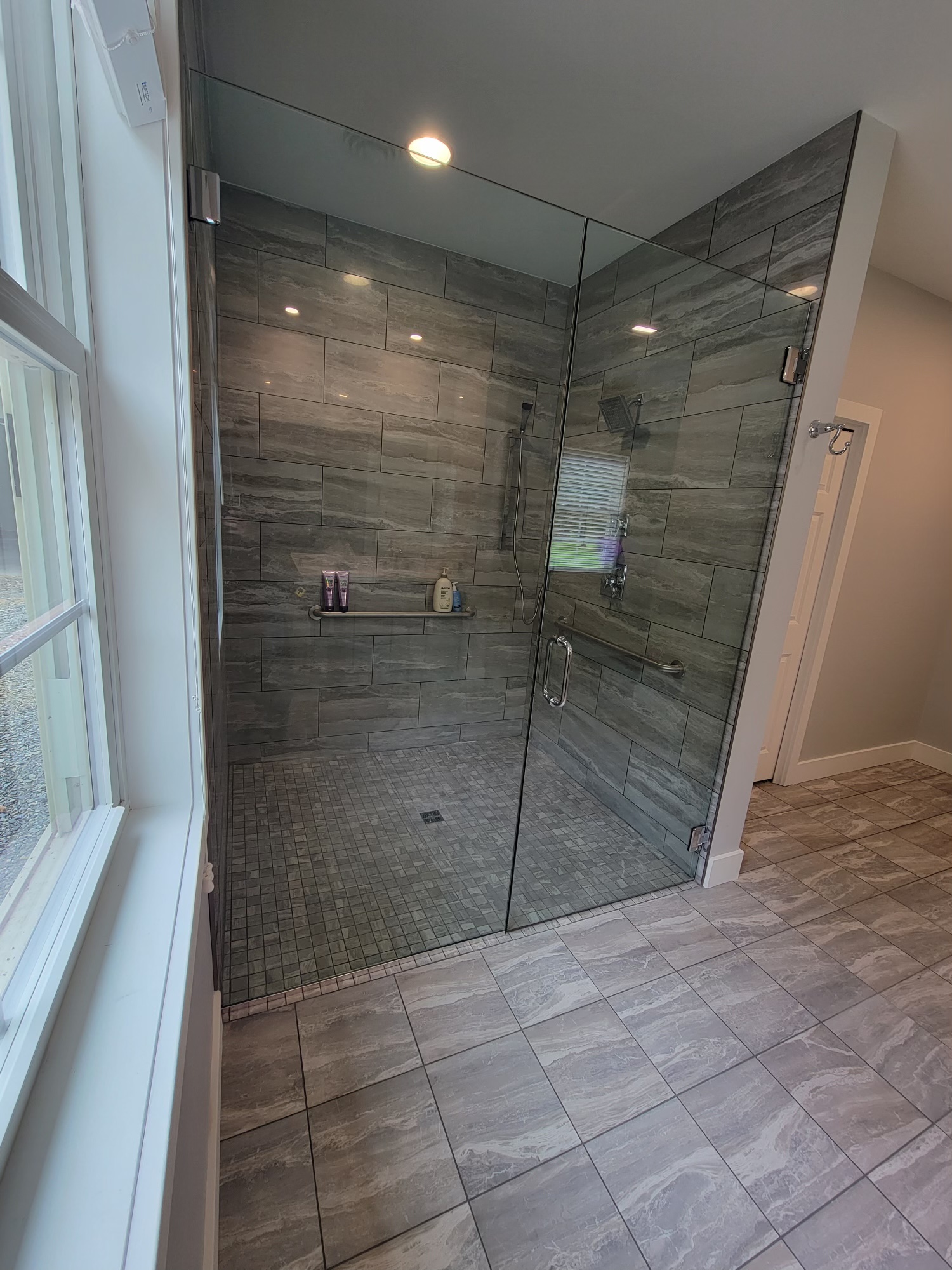 Glass Showers United Plate Glass of Sunbury, PA